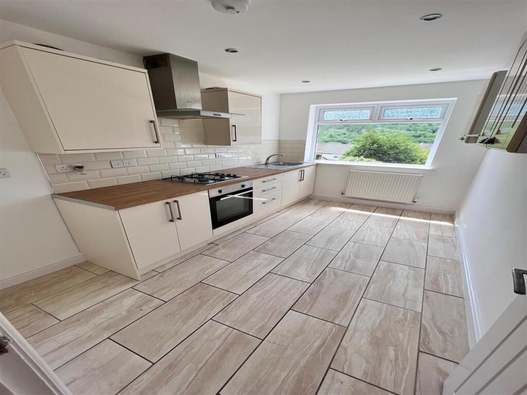 House in Cardiff - View 2