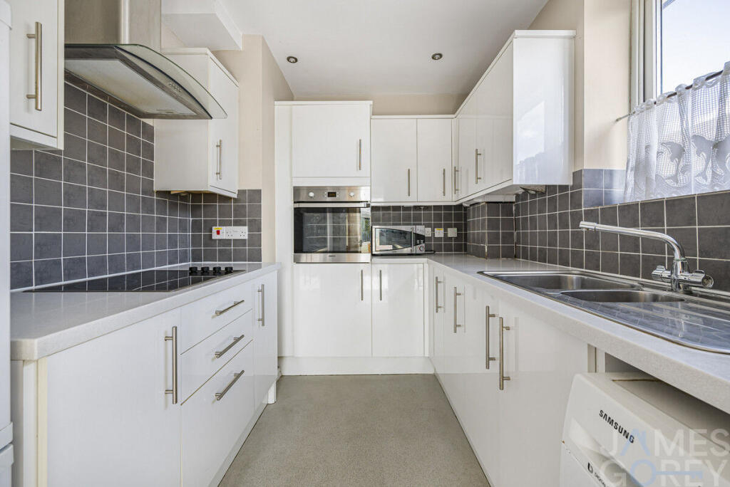 House in Dartford - View 3