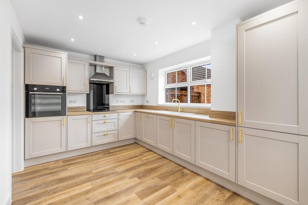 House in Peterborough - View 5
