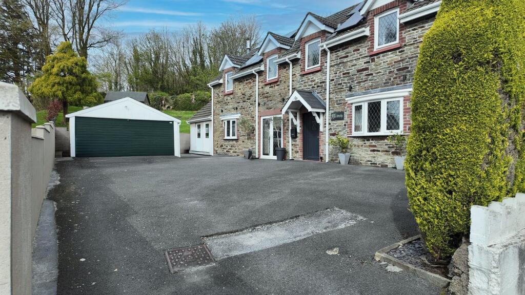 Long Row, Felinfoel, Llanelli, Llanelli