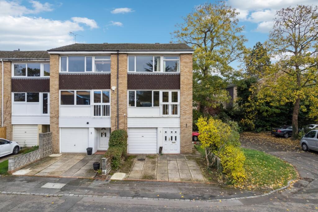Main image of property: Boulters Lane, Maidenhead