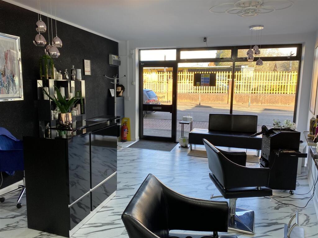 Additional image 11 of A POPULAR UNISEX SALON, Old Hill, Cradley Heath