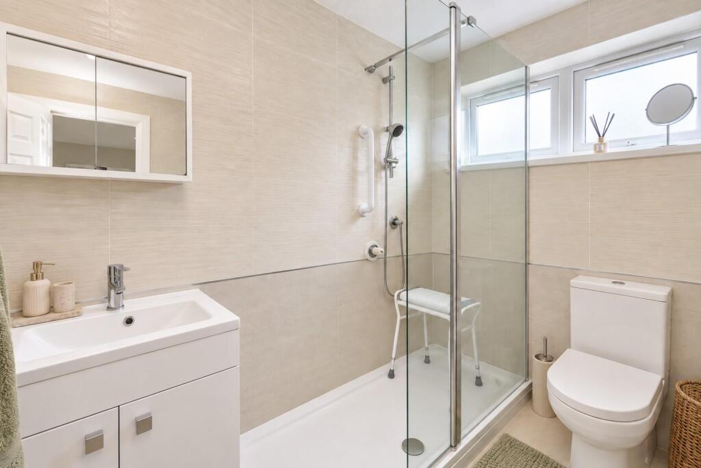 Apartment in East Hertfordshire, Buntingford - More