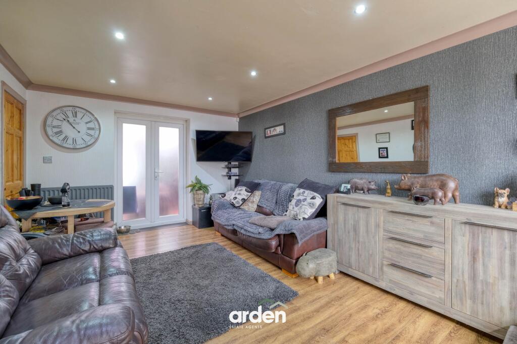 Reaside Crescent, Birmingham, B14 photo 4