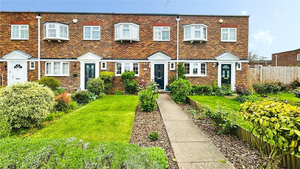 Main image of property: Shaftesbury Crescent, Staines-upon-Thames, Surrey, TW18