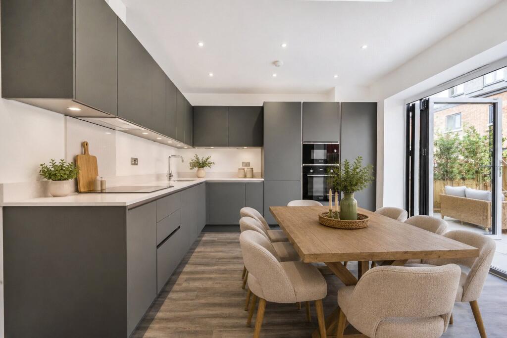 House in Reading - View 4