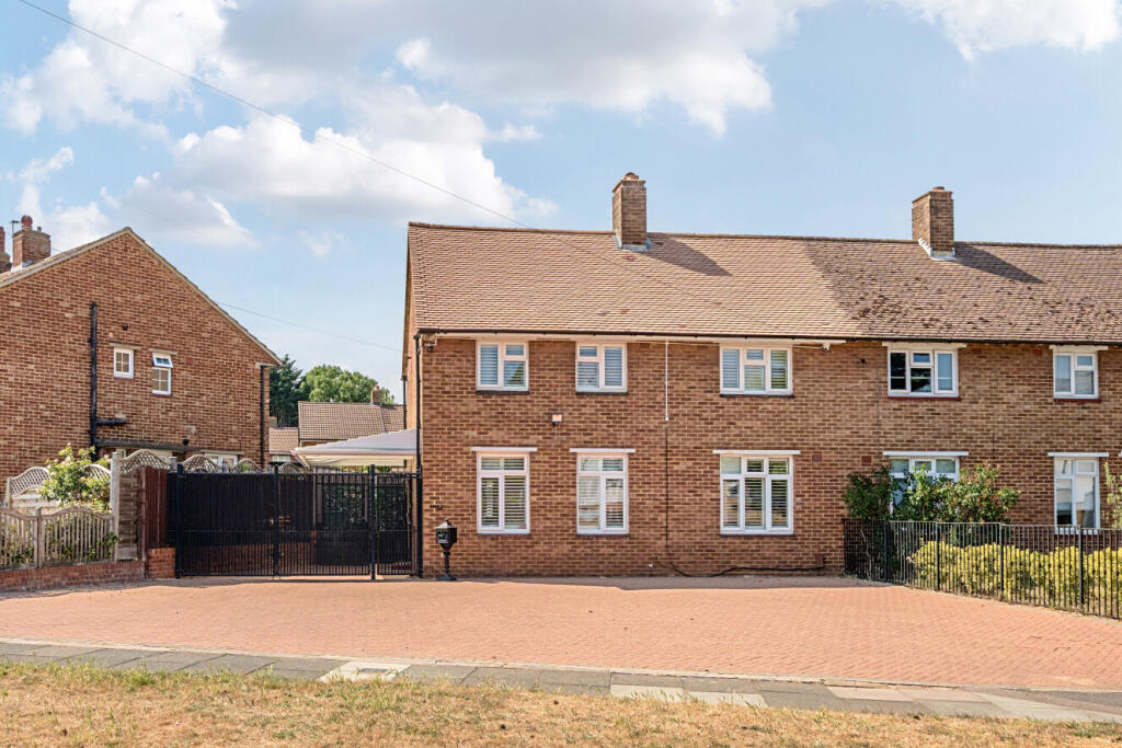 Main image of property: Chilham Way, Hayes, Bromley, BR2