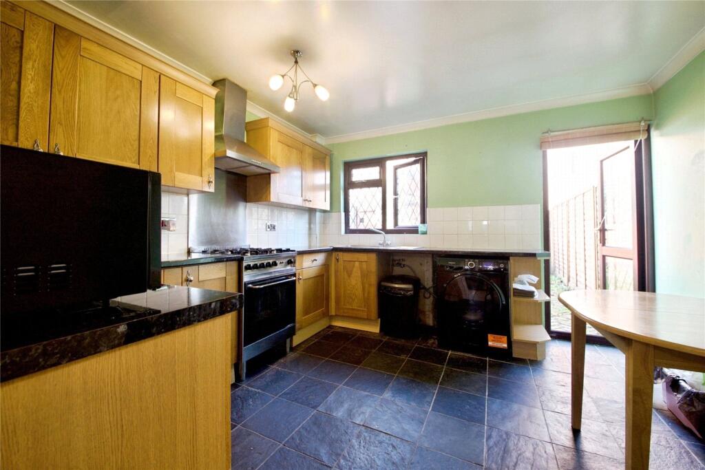 House in London - View 5
