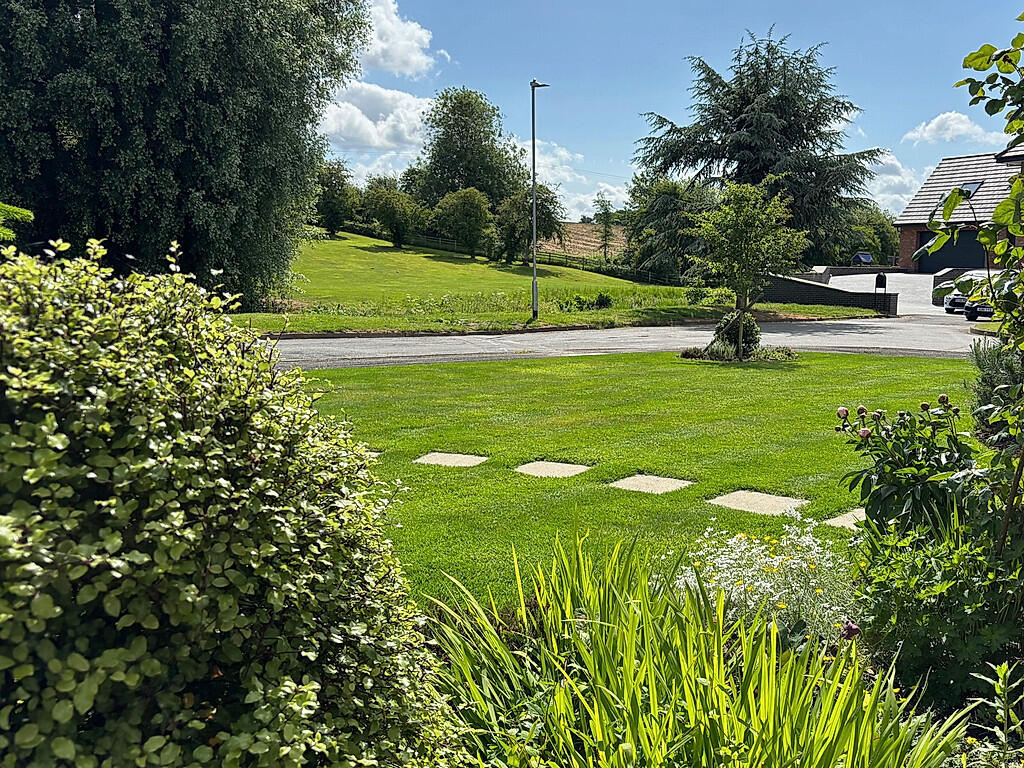 14 Lindholme, Scotter, Gainsborough, DN21 3UR photo 4