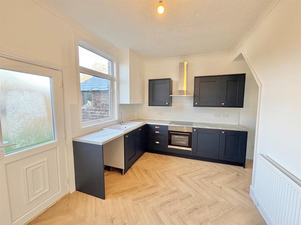 House in Leigh, Bedford - View 3