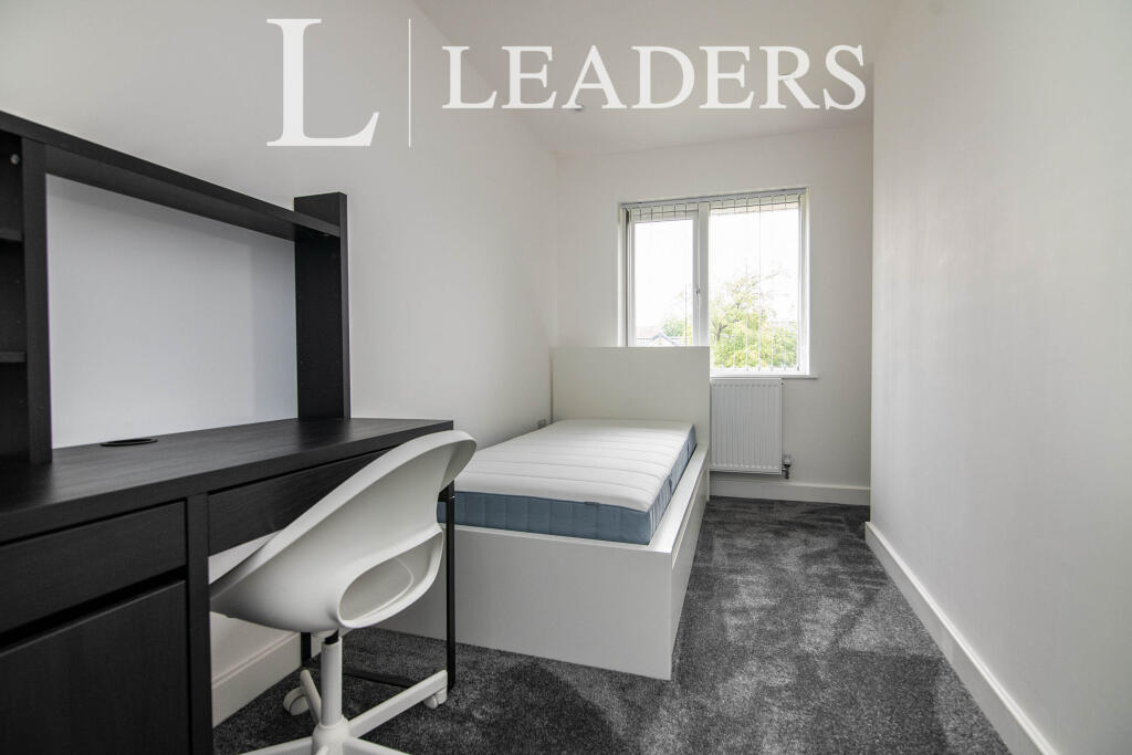 Additional image 2 of 19 Adams Hill, B32