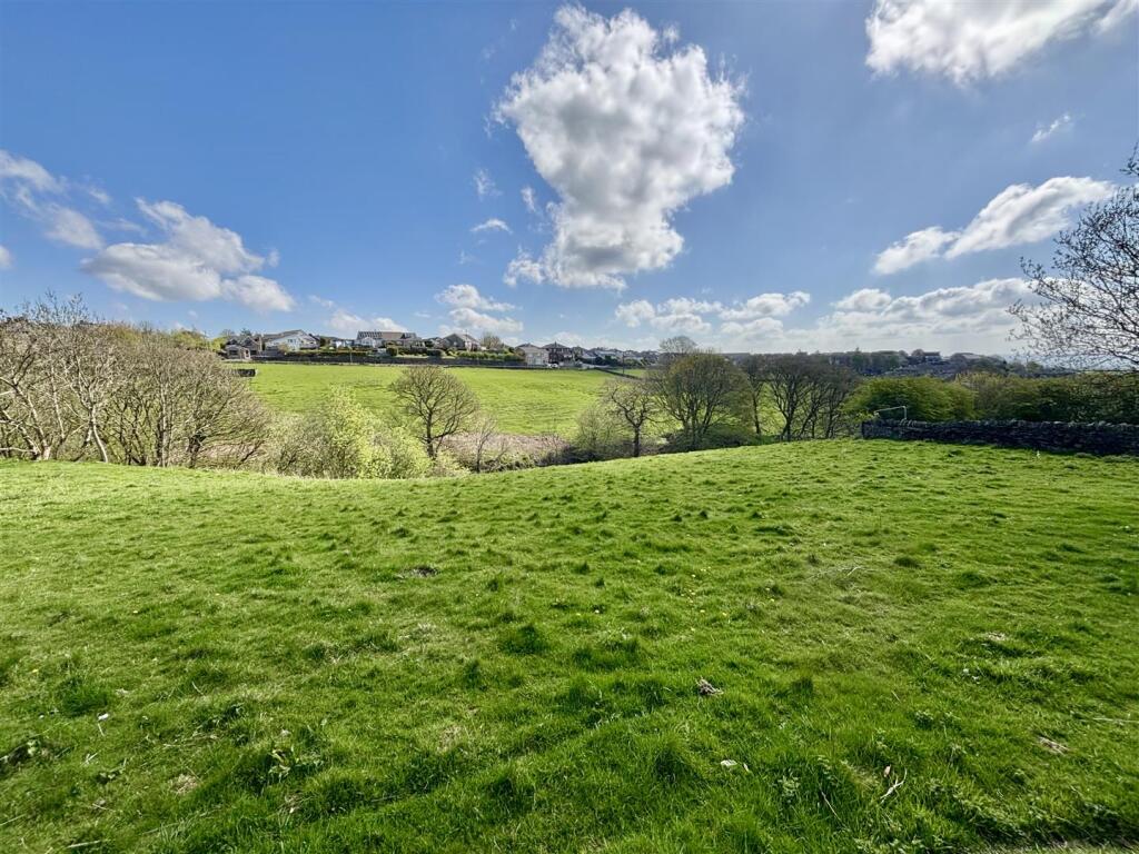 Ford, Queensbury, Bradford – pohled 2
