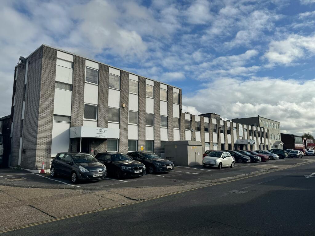 Units 7 &11 - Front aspect
