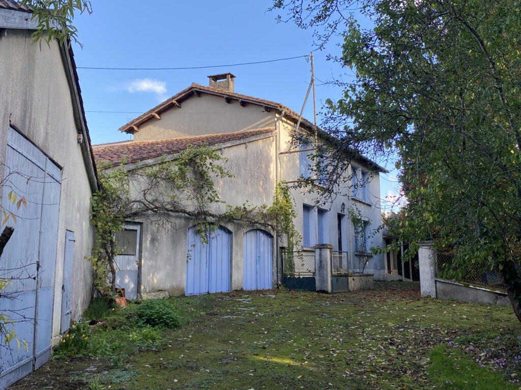 Main image of property: Poitou-Charentes, Charente, St-Laurent-des-Combes