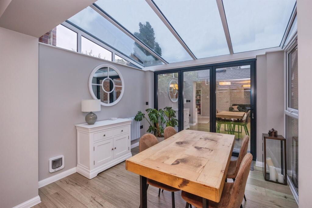 House in Havant, Hampshire - View 4