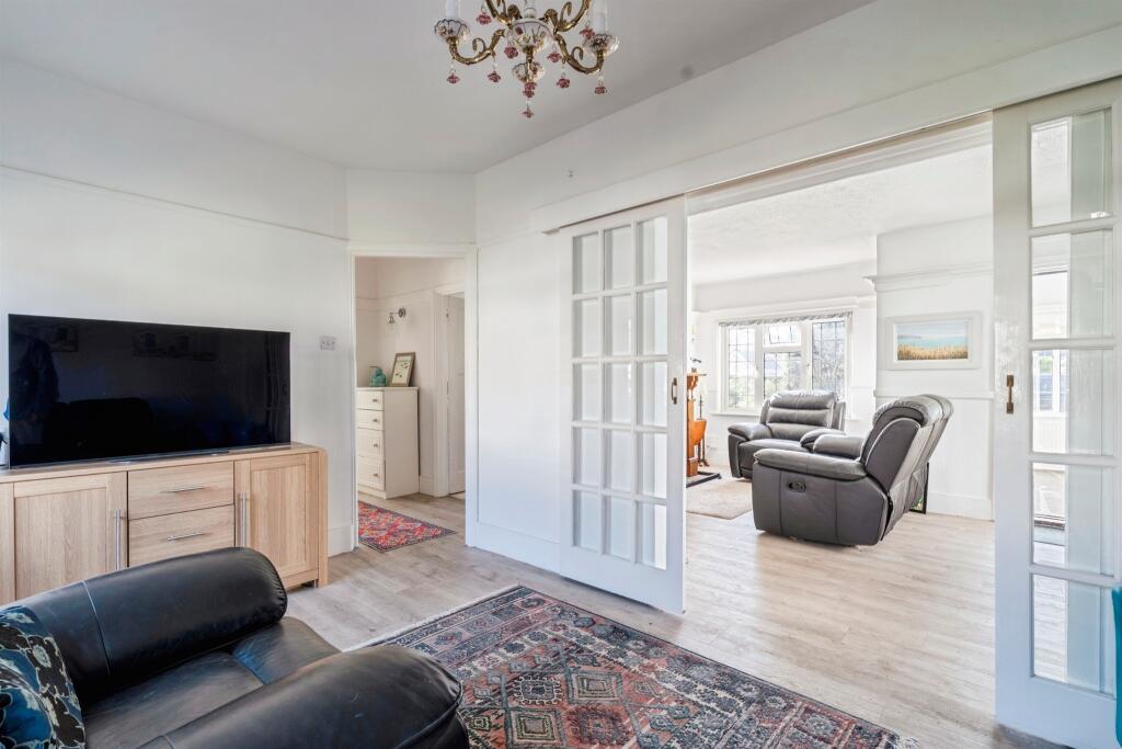 South Drive, Ferring, Worthing photo 5