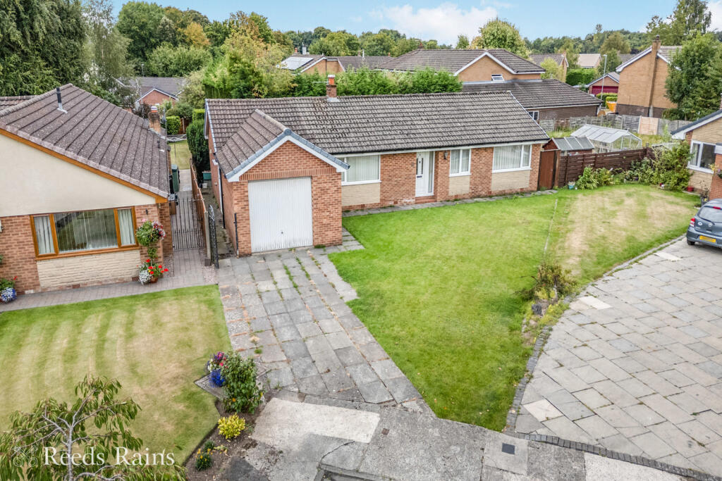 Main image of property: Lyndale Close, Leyland, Lancashire, PR25
