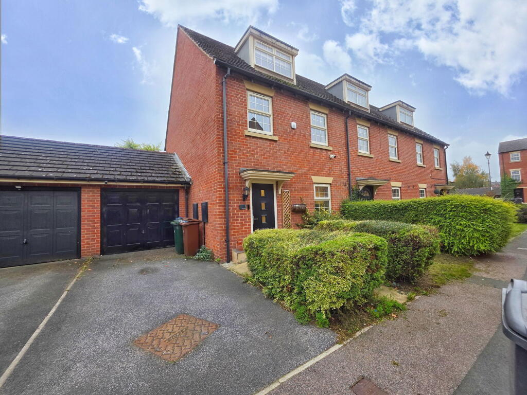 Main image of property: Wheatcrofts, Barnsley, S70 6BZ