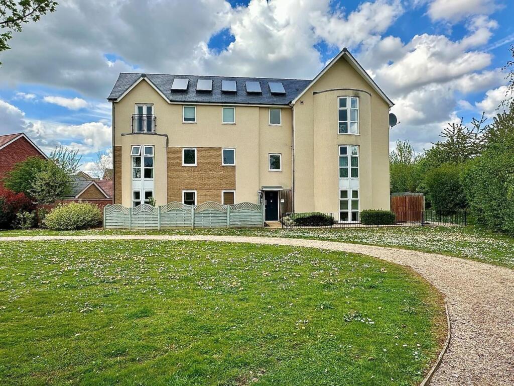 Main image of property: Narrowboat Lane, Pineham Lock, Northampton NN4