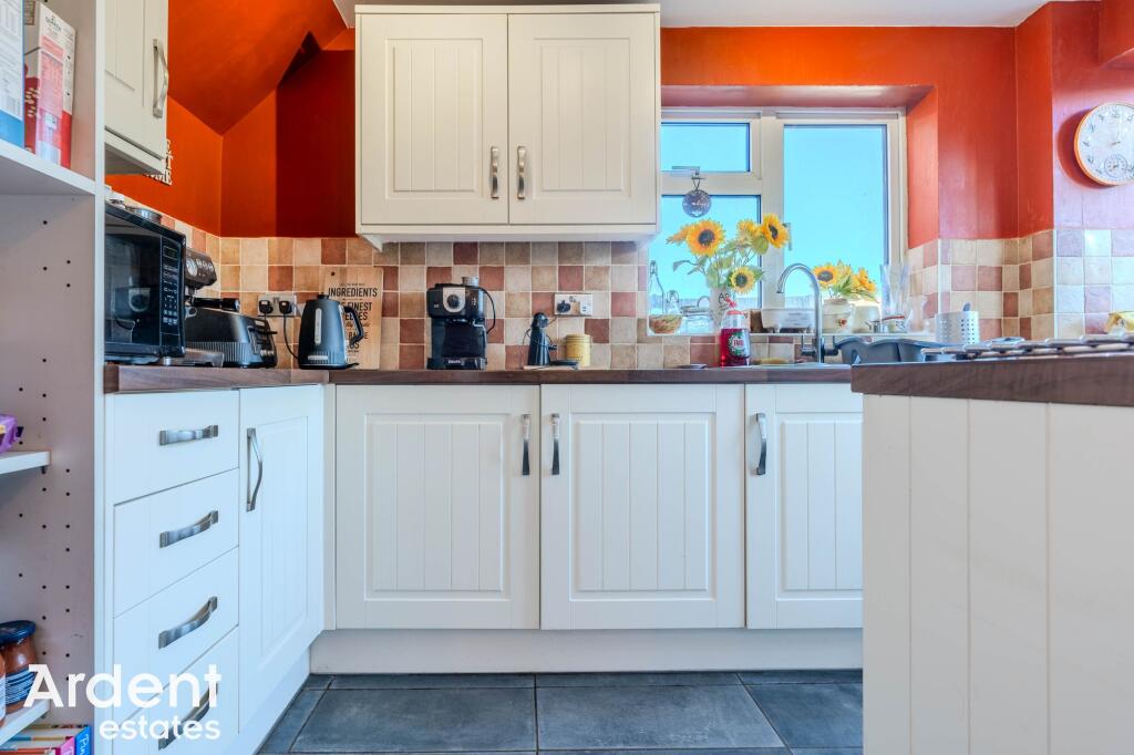 House in Heybridge - More