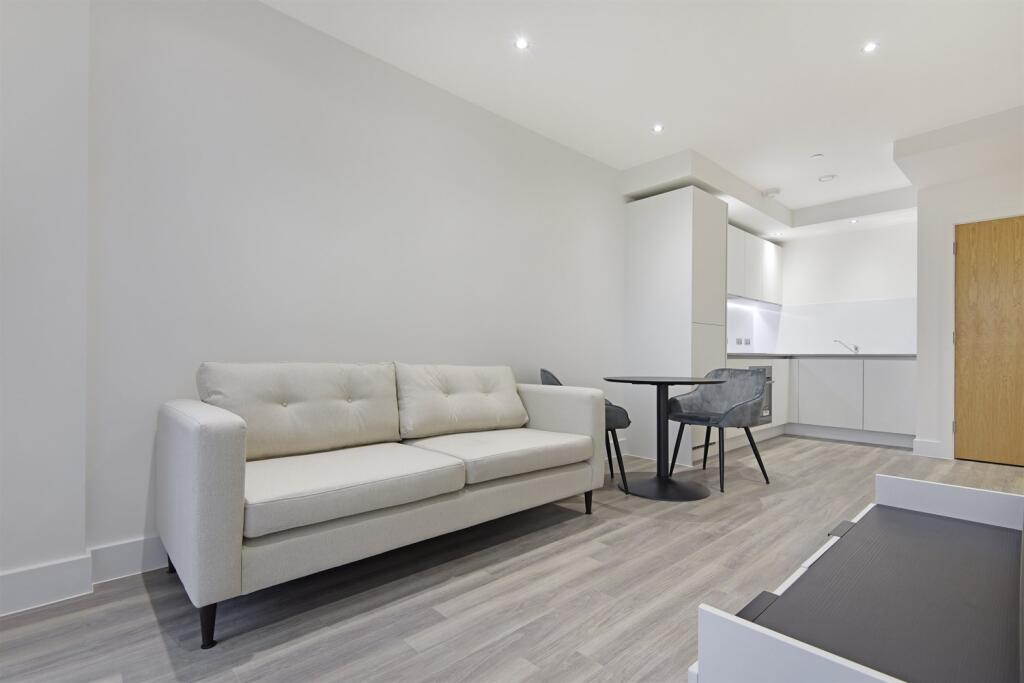 Main image of property: Thames Road, London E16