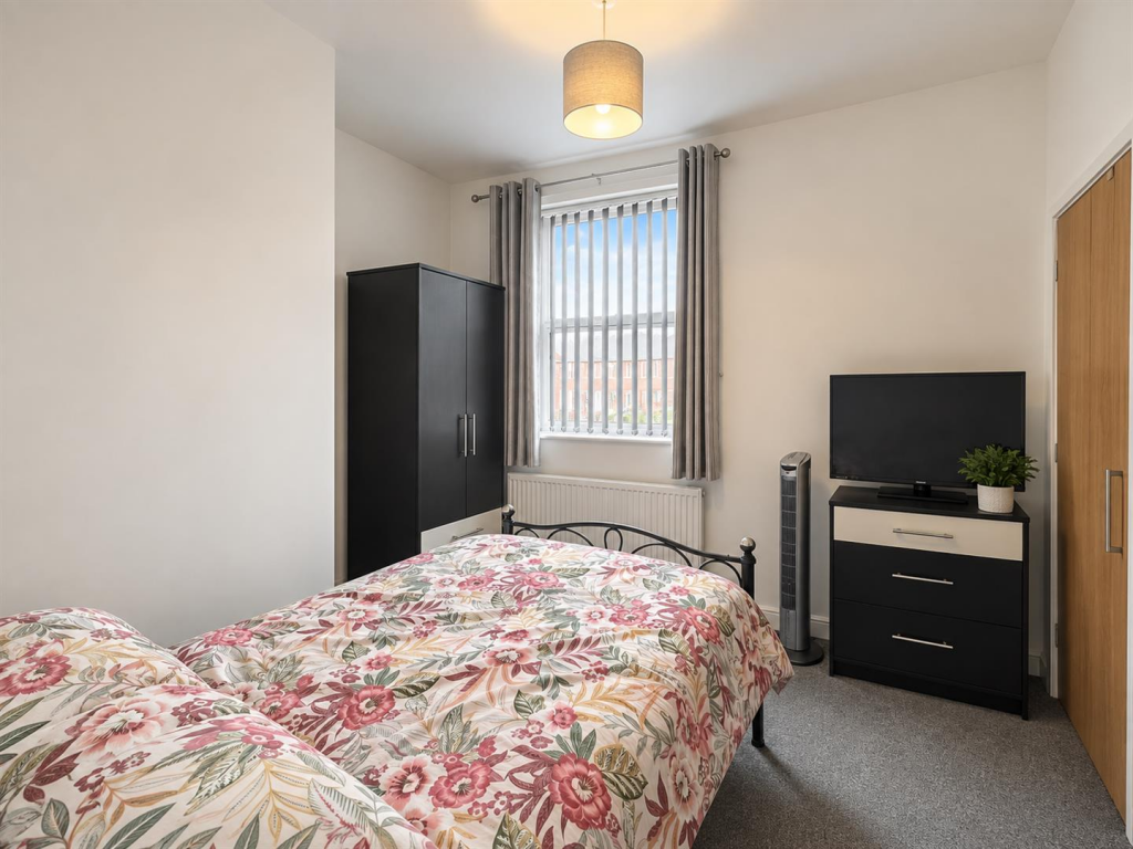 House in Oldham - More