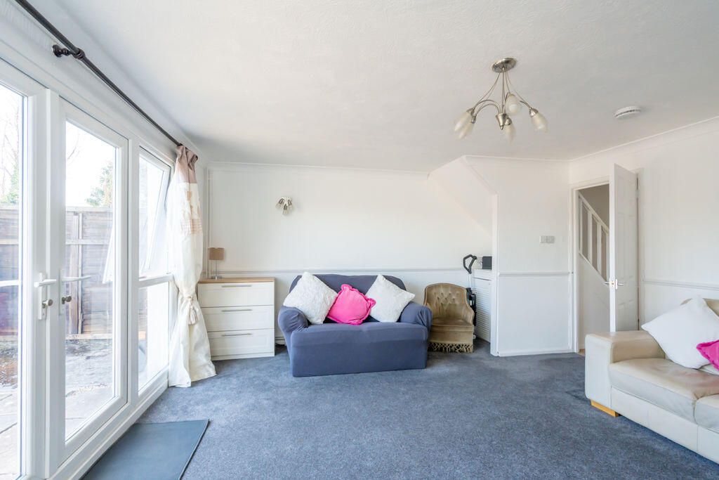 House in Portsmouth - More