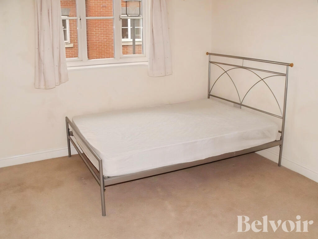 Apartment in Ipswich, Ravenswood - More