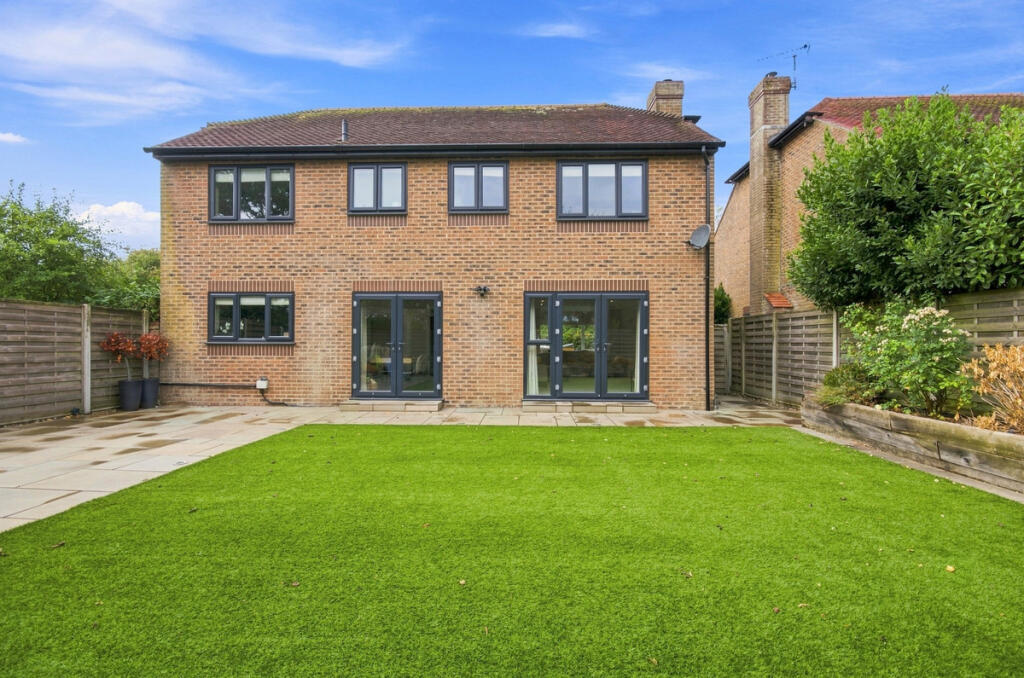 House in Southampton - View 4