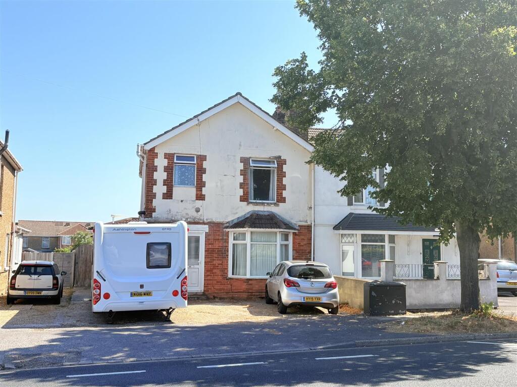 Main image of property: Gosport Road, Fareham, PO16