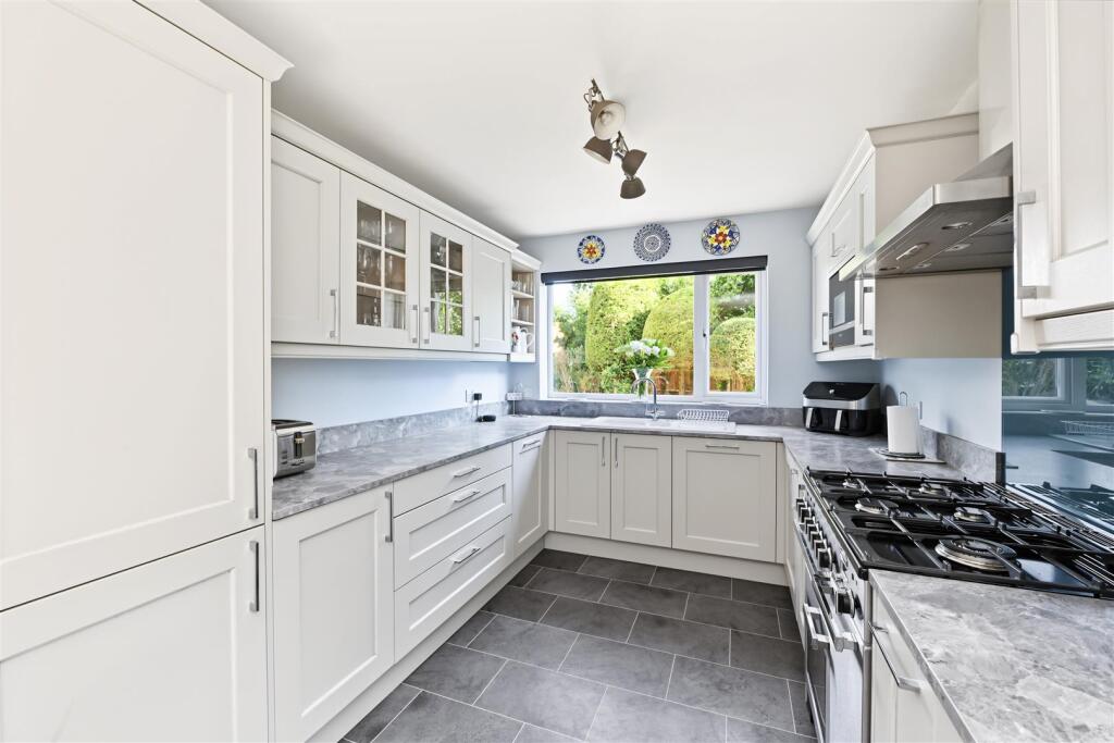House in St Albans - View 2