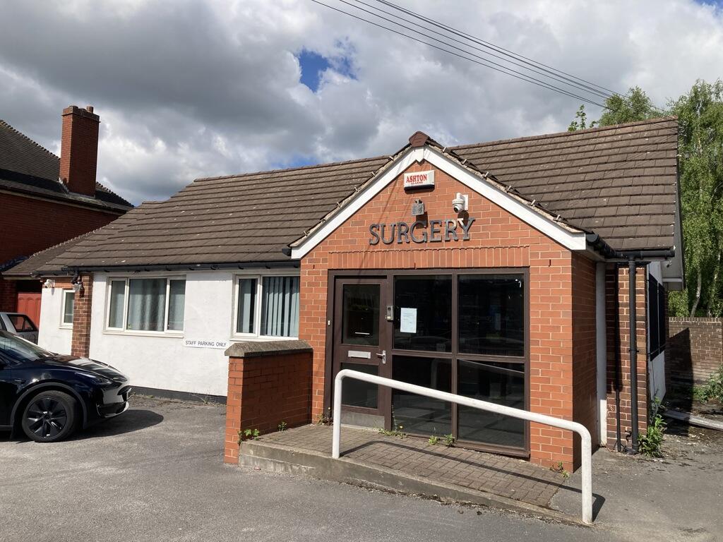 Main image of property: 450 Herries Road, Sheffield, S5 8TP