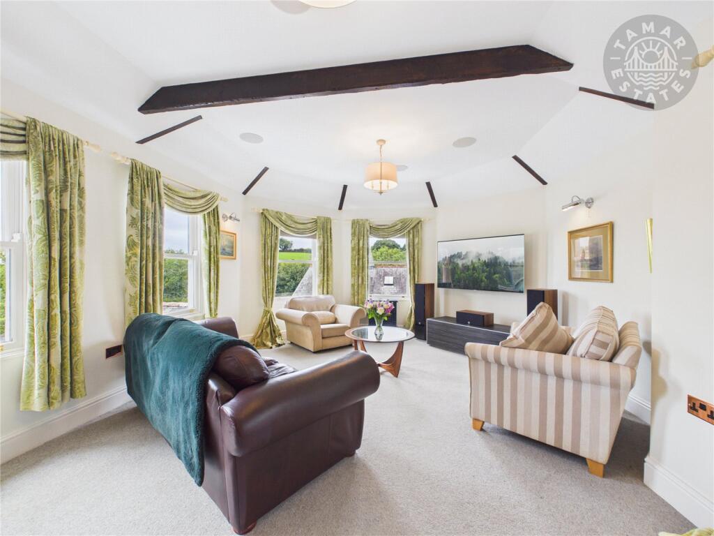 House in Plymouth - View 3