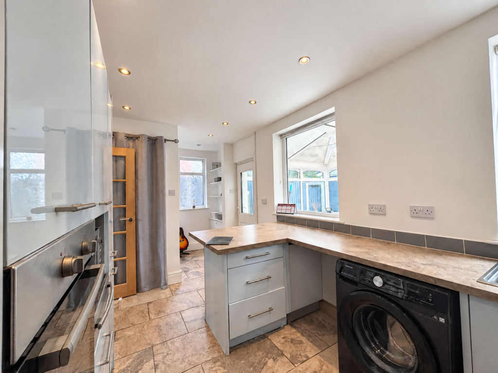 House in Preston - View 5