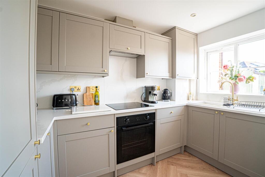 House in Hastings, Filsham - View 4