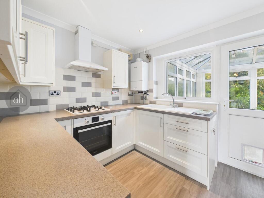 Cavendish Close, Thurston photo 2