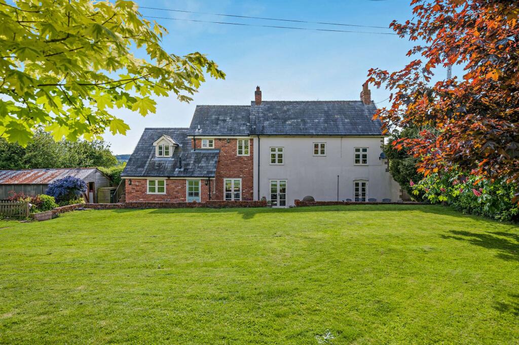5-bed detached on Bush Bank, Hereford, HR4, £650,000