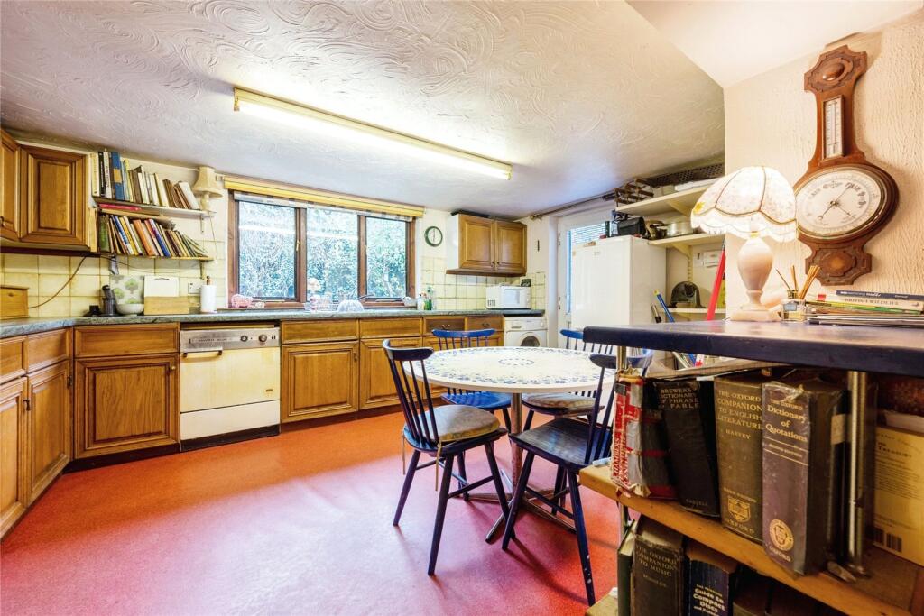 Trenant Vale, Wadebridge, Cornwall, PL27 photo 2