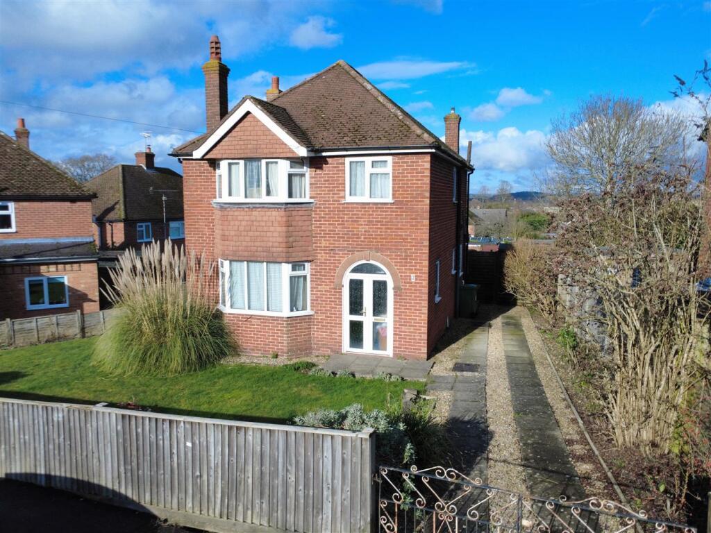 Main image of property: Greenlands Road, Newbury
