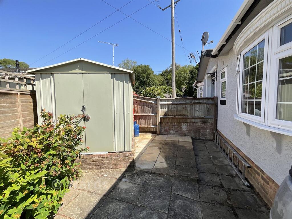 House in Tonbridge - View 4