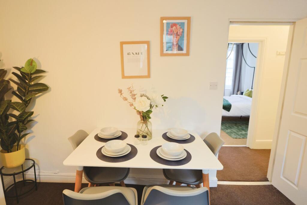 2 bedroom flat for rent