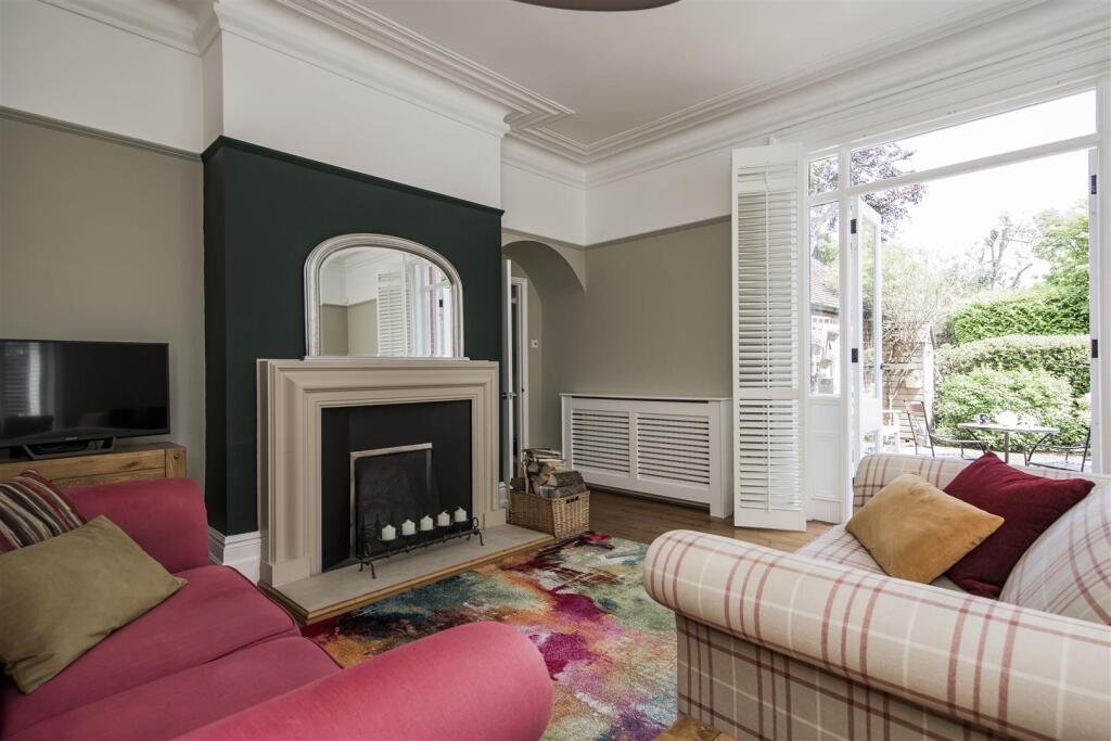 Apartment in Tonbridge - View 2