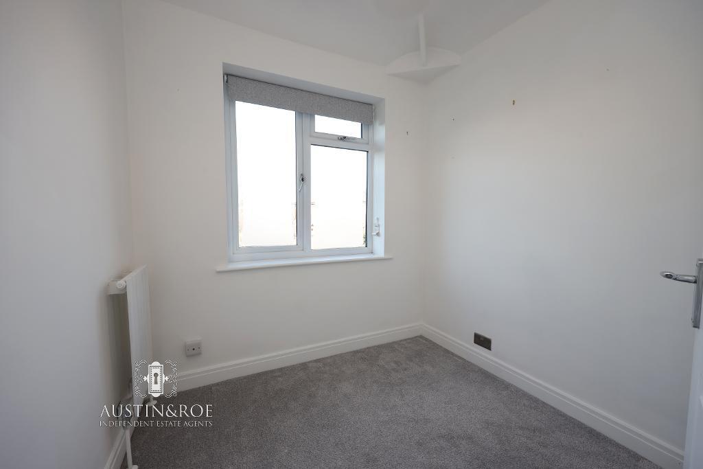 House in Stoke-on-Trent - More