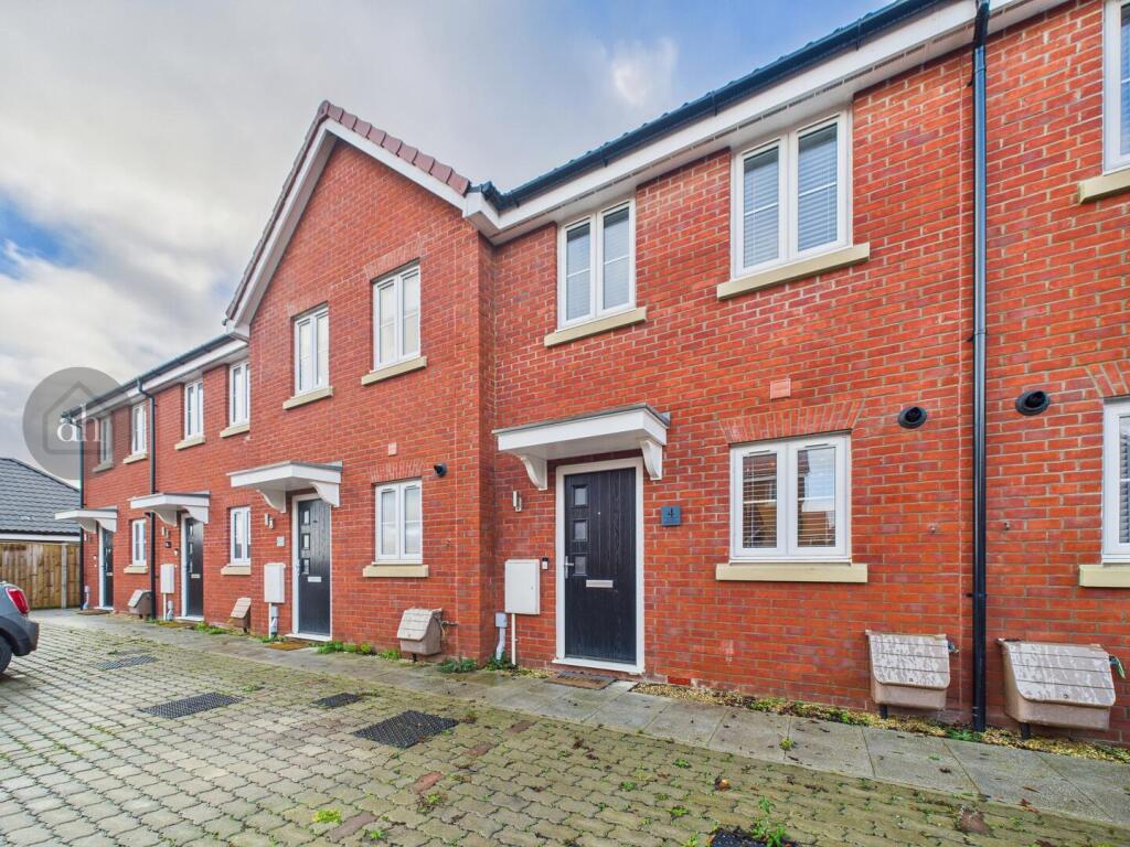 2-bed terraced on Glebe Crescent, Elmswell, £240,000