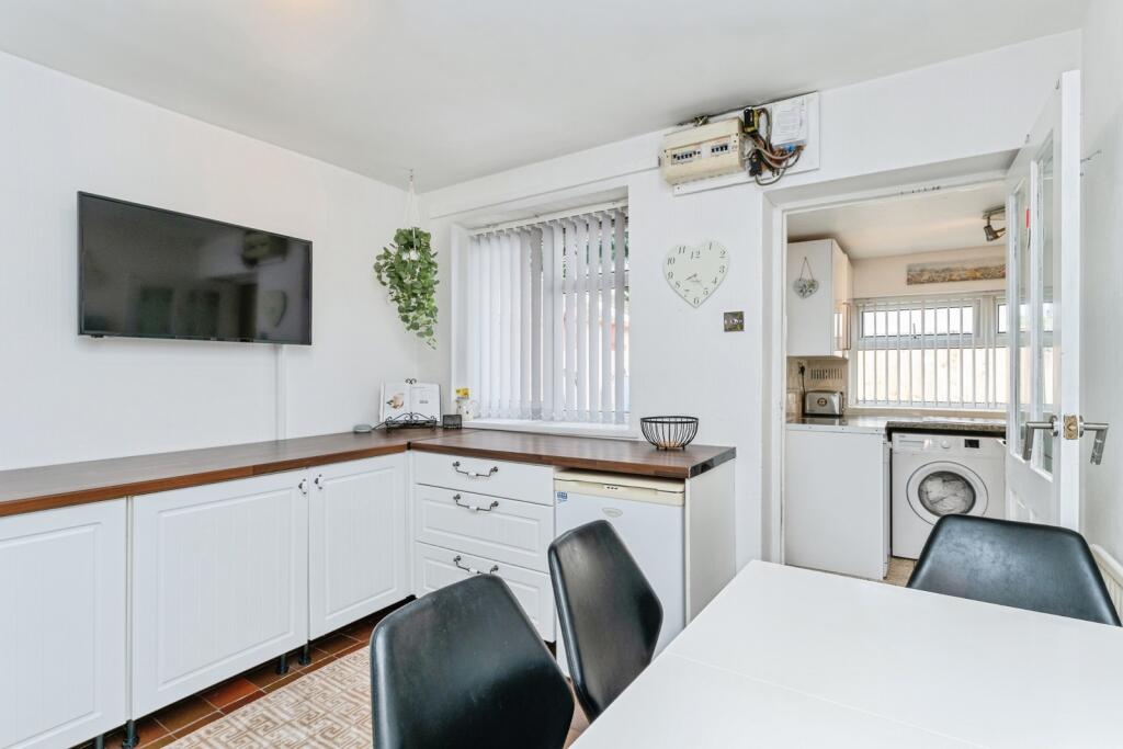 House in Chester, Mold - View 3