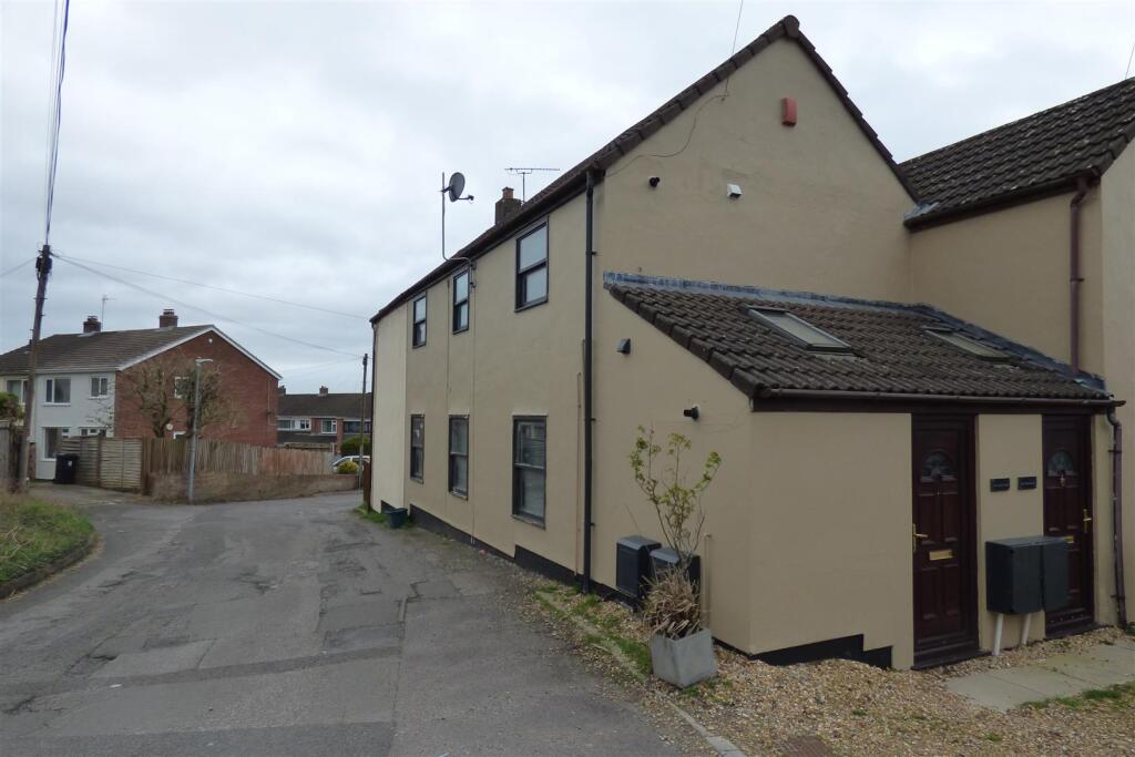 Main image of property: The Causeway, Coalpit Heath, BRISTOL