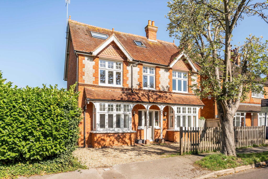 Main image of property: Mount Road, Cranleigh, GU6 7LT