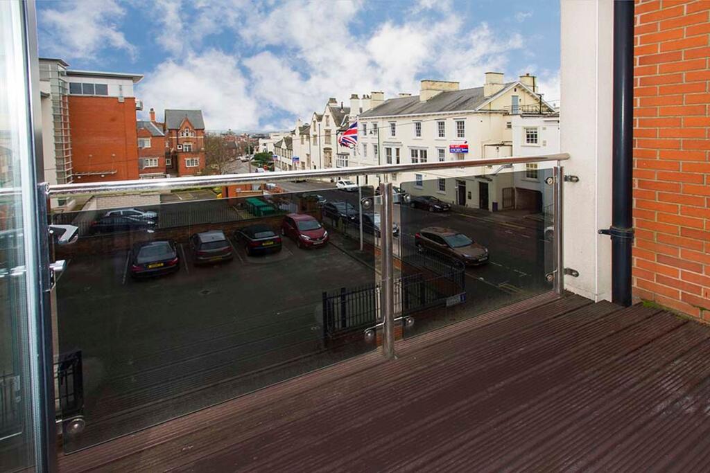 Apartment in Nottingham, Nottinghamshire - More