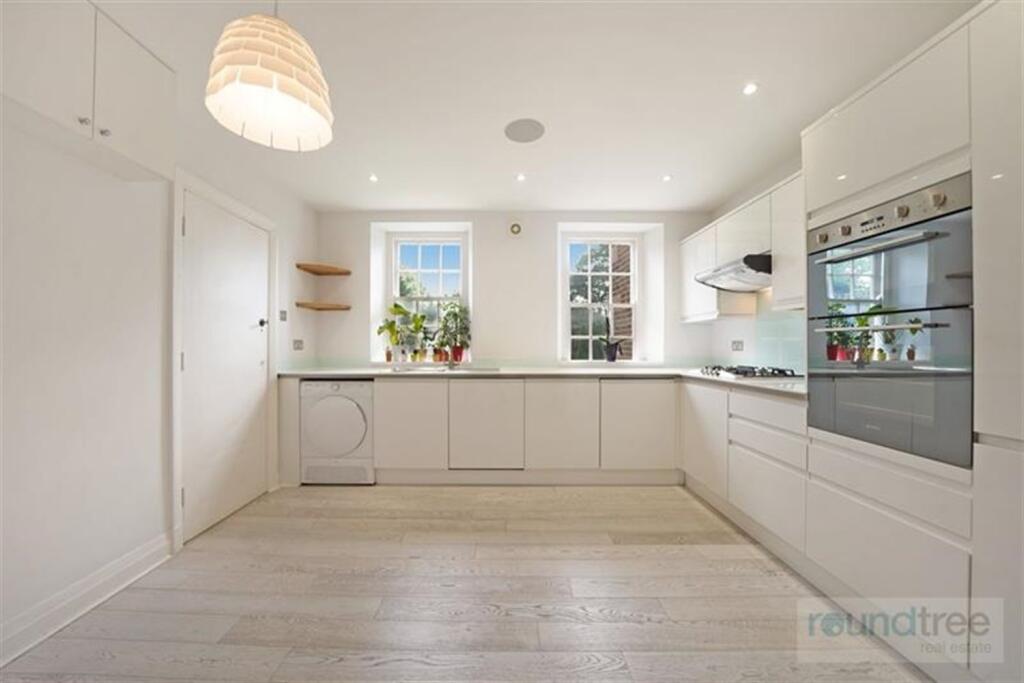 Main image of property: Brampton Court, Brampton Grove, Hendon NW4