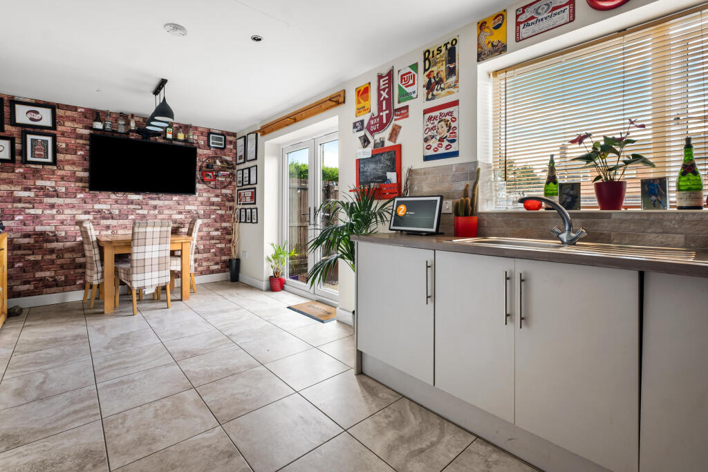 Additional image 3 of New Road, Bromsgrove B60 2LH